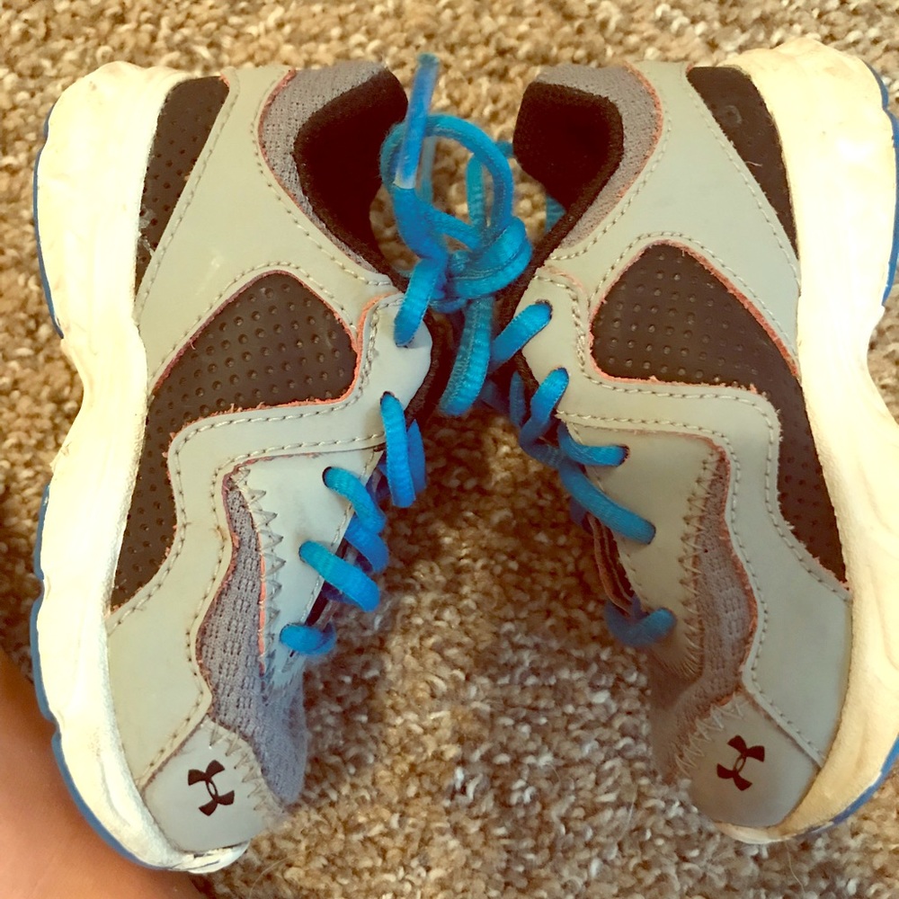 Under Armour Sneakers